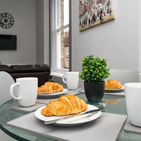 Yorkersgate Apartment